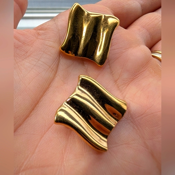 Vintage Vendome Wavy Earrings - Picture 1 of 5